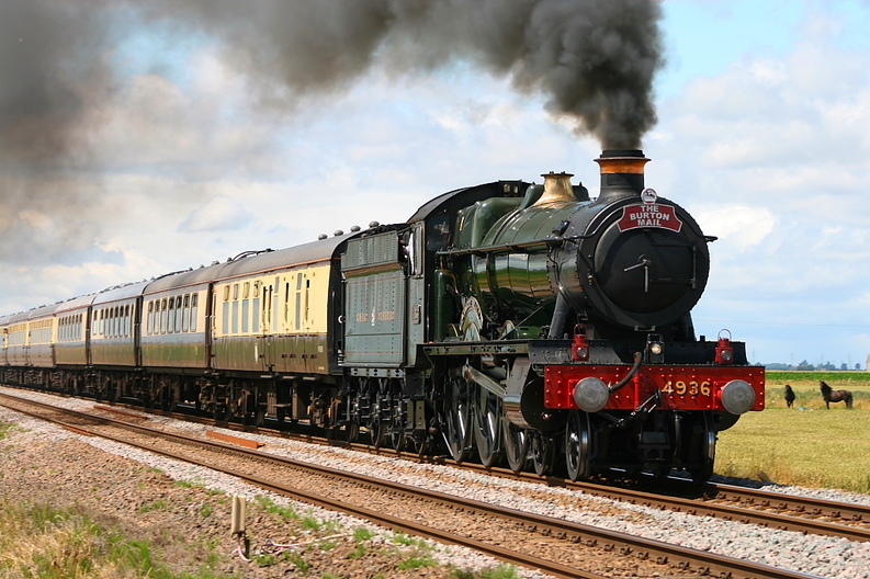 GWR 4900 Class No. 4936 Kinlet Hall, hauling 'The Burton Mail', north to March